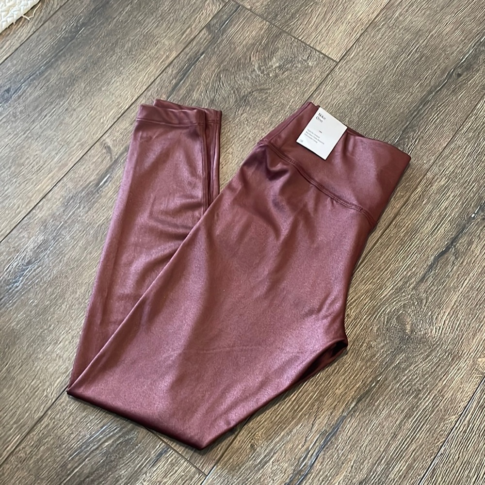 Nike One Leggings